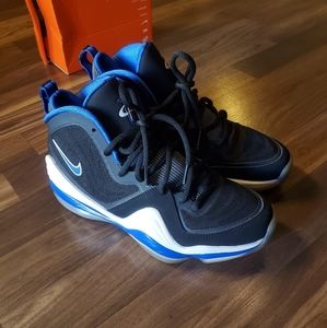 Nike Air Penny Mens(boys) size 6
